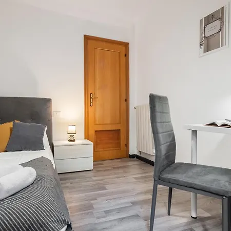 Sauli - Historic Center And Aquarium Apartment