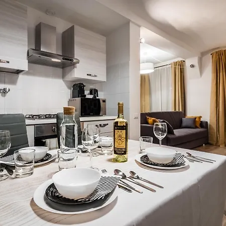 Apartment Sauli - Historic Center And Aquarium *
