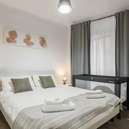 Apartment Sauli - Historic Center And Aquarium *