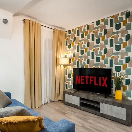 Sauli - Historic Center And Aquarium Apartment